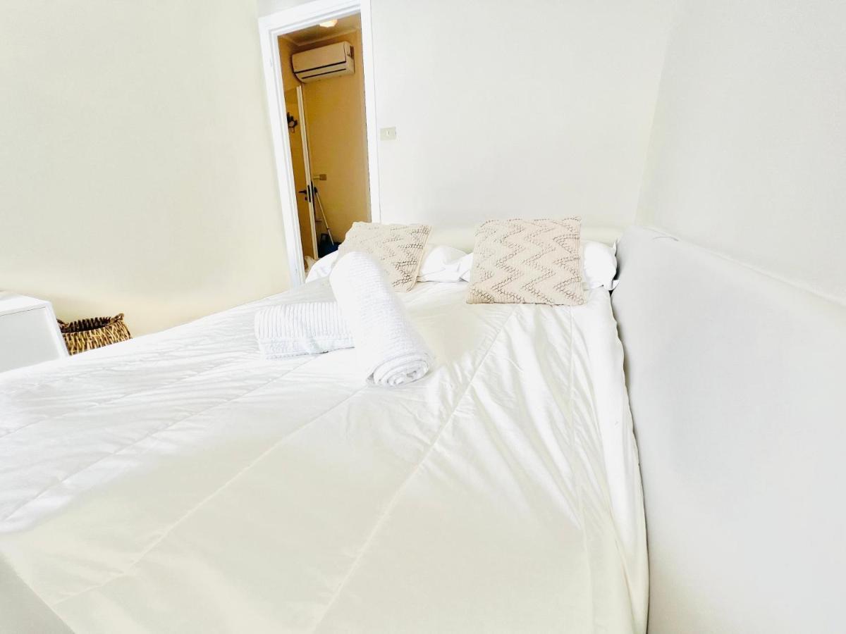 Suite Sunset 7 - Fronte Mare Sanremo Bagian luar foto