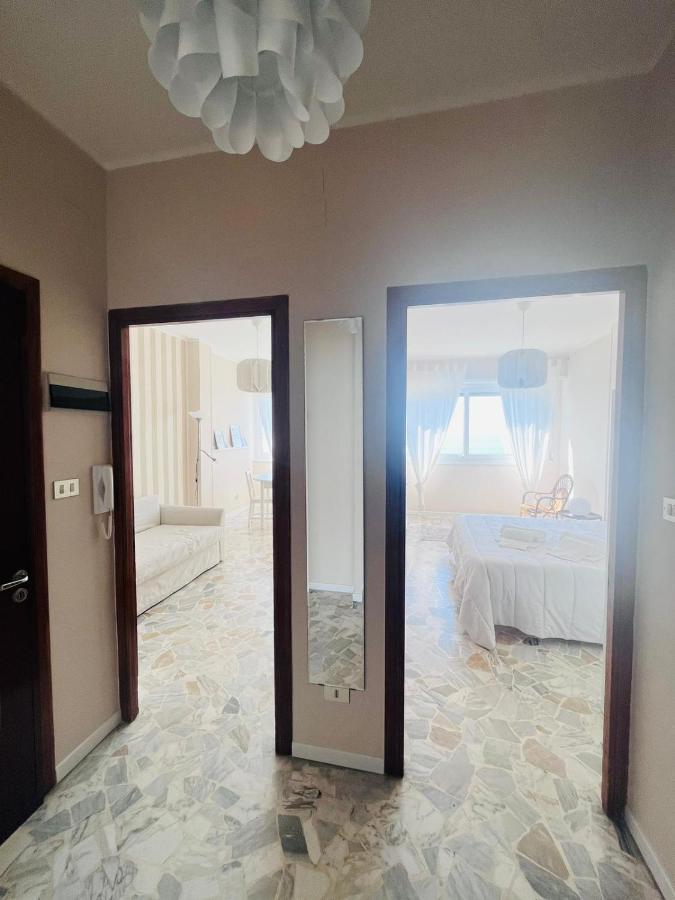 Suite Sunset 7 - Fronte Mare Sanremo Bagian luar foto